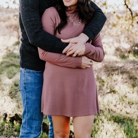 Long sleeve mock neck dress - Picture 4 of 4